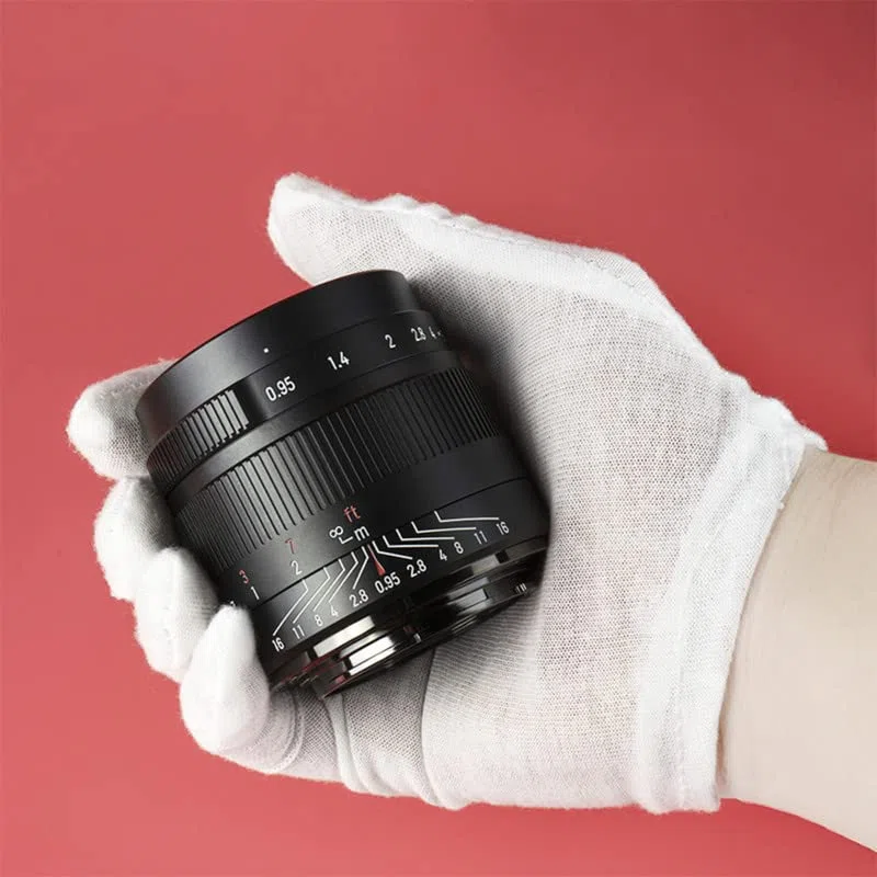 7artisans Obiektyw aparatu APS-C MF 35 mm F0.95 do M4/3 Mount do kamer bezlusterkowych M2 Pen-F GH4 GH5 i wielu innych.