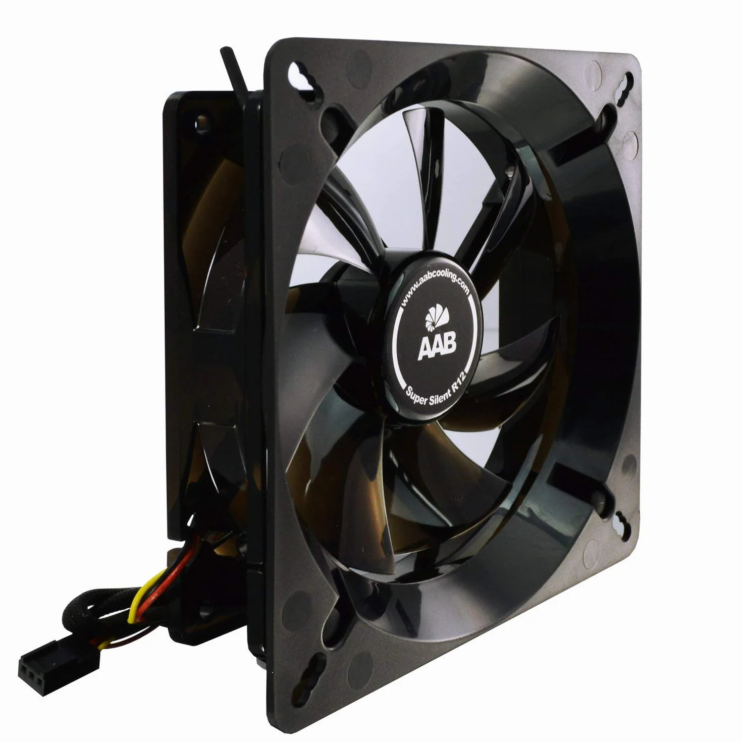 AABCOOLING Adapter wentylatorów komputerowych 120 na 140 mm - pozwala zamontować większy lub mniejszy wentylator PC niż przewidują otwory montażowe